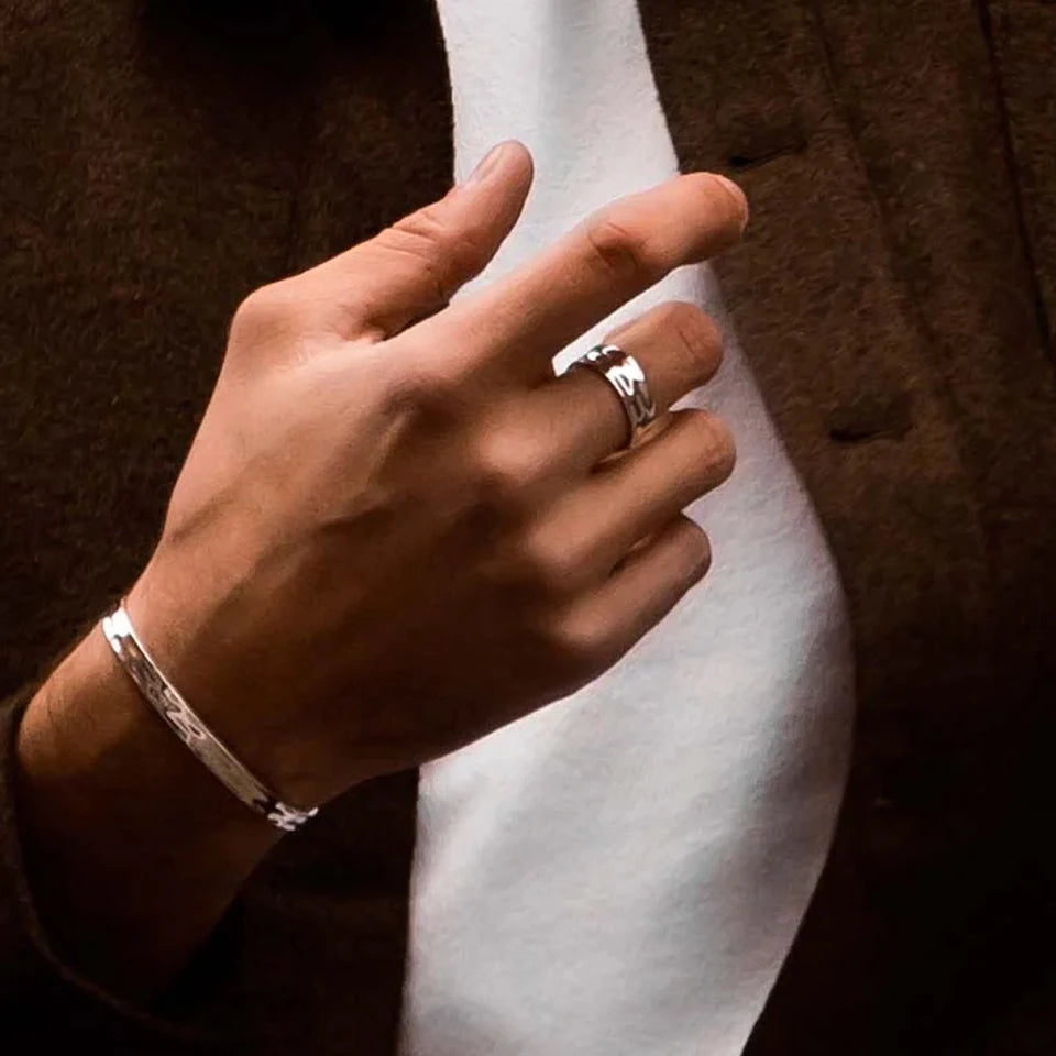 Oval Ring - Or Blanc